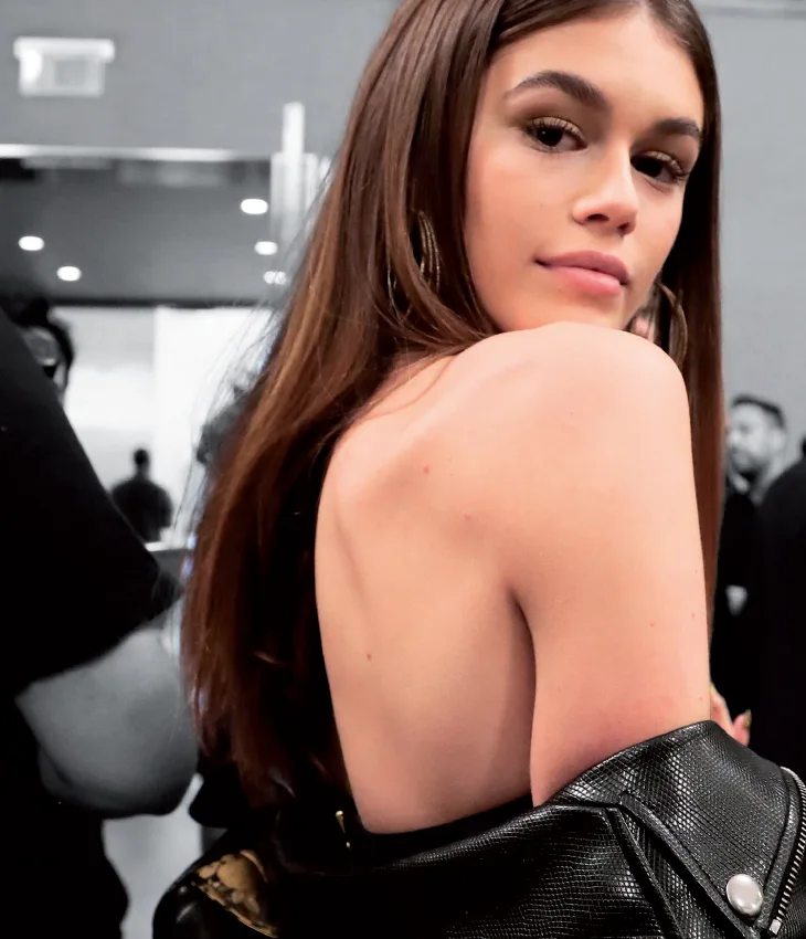 Kaia Gerber - Sự kế thừa hoàn mỹ Kaia Gerber - Sự kế thừa hoàn mỹ
