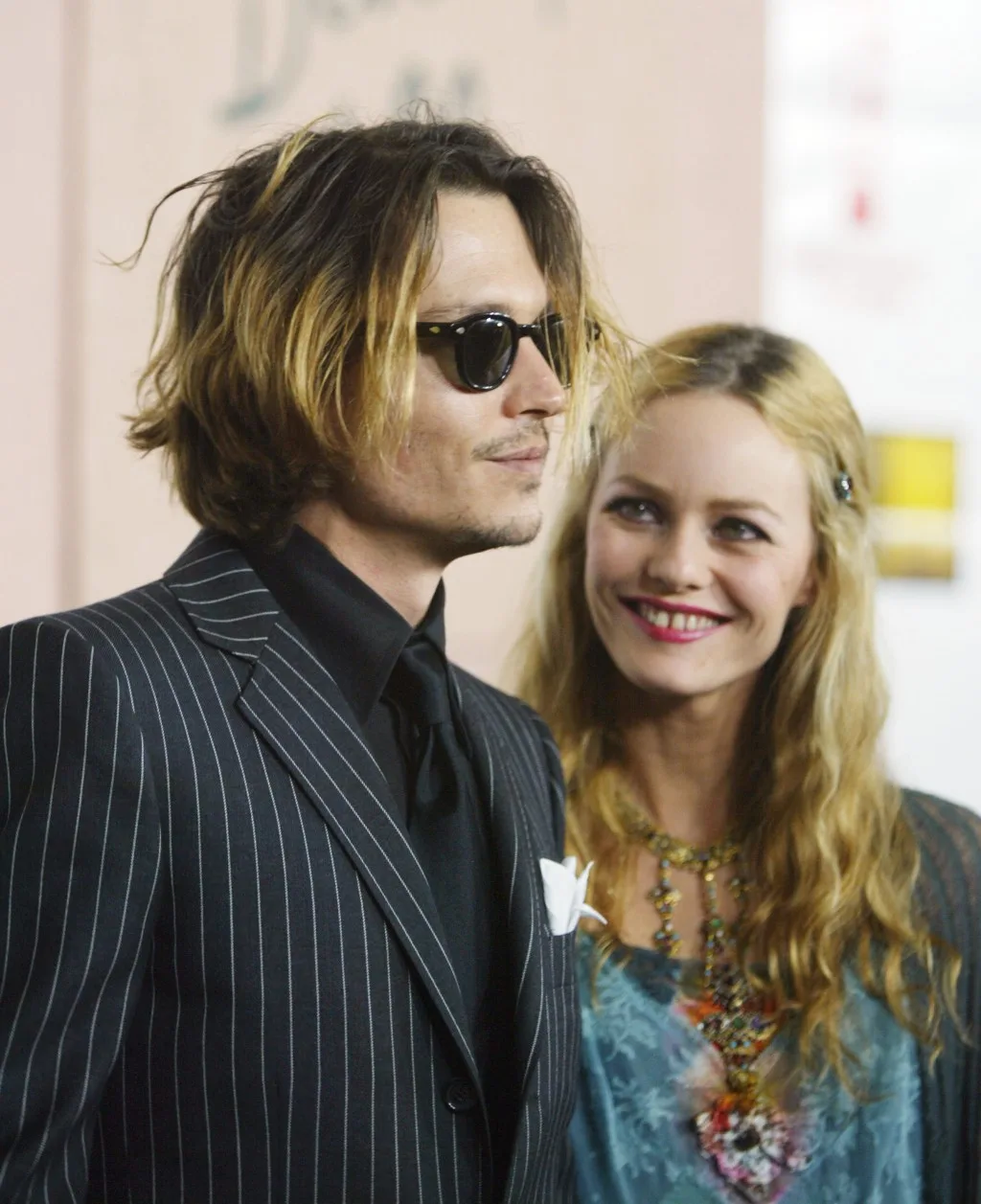 cuộc tình của johnny depp và vanessa paradis.