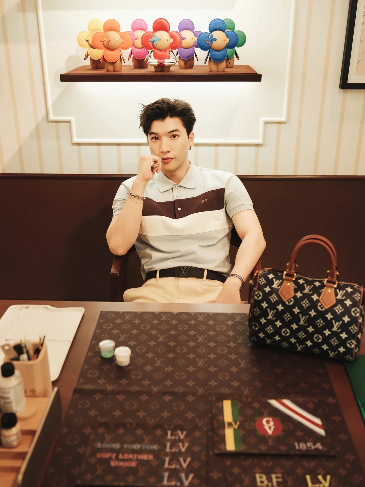 HIEUTHUHAI đồng hành cùng Louis Vuitton trong hành trình từ Paris đến Bangkok.
