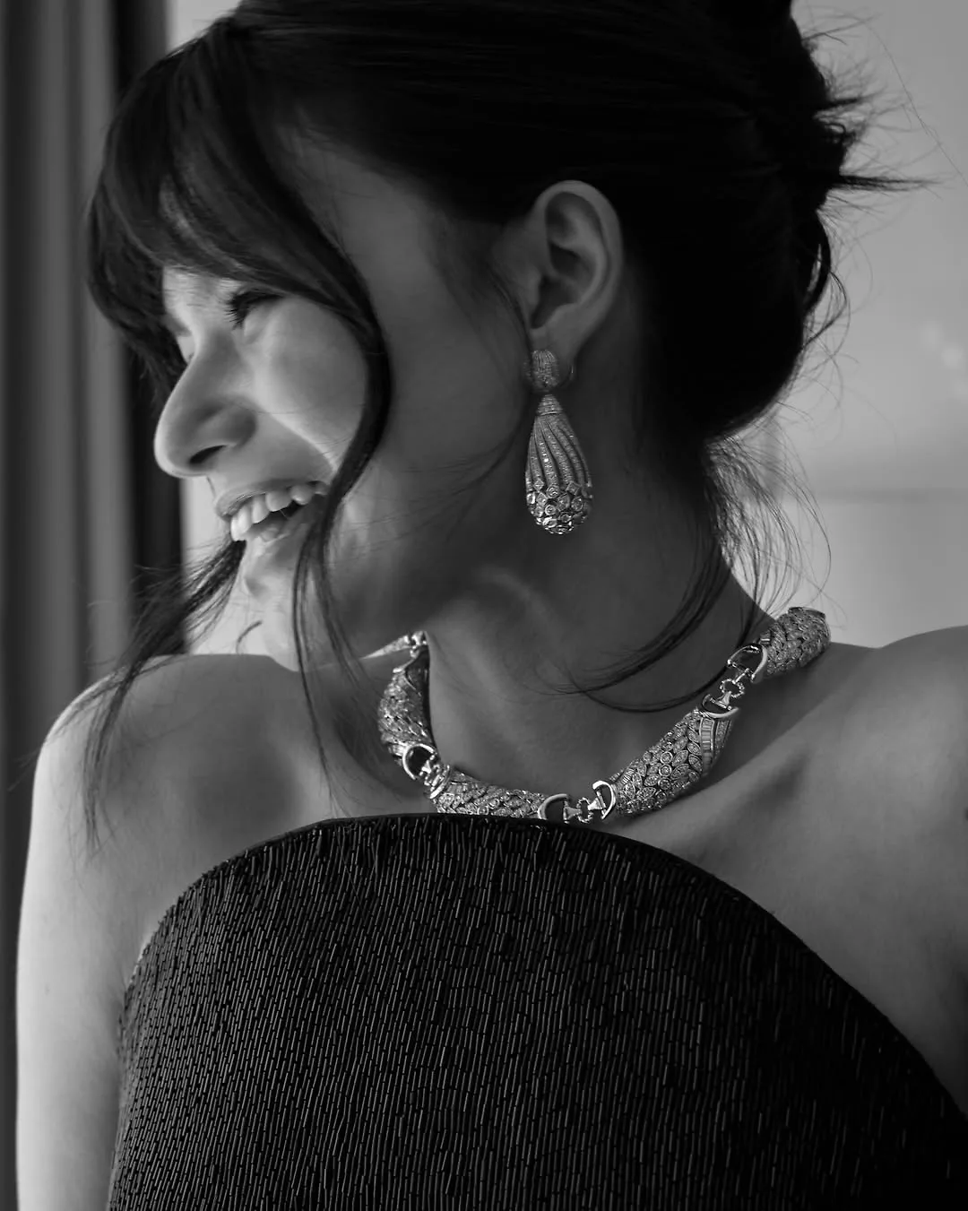 elle-sao-chau-a-tai-cannes-2026-becky-armstrong-4