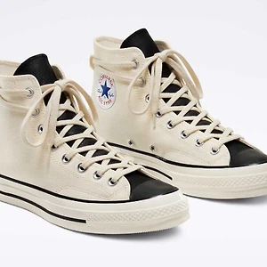 Converse Fear of God Essentials góp mặt trong dàn Incubate sẽ lên kệ tại Việt Nam