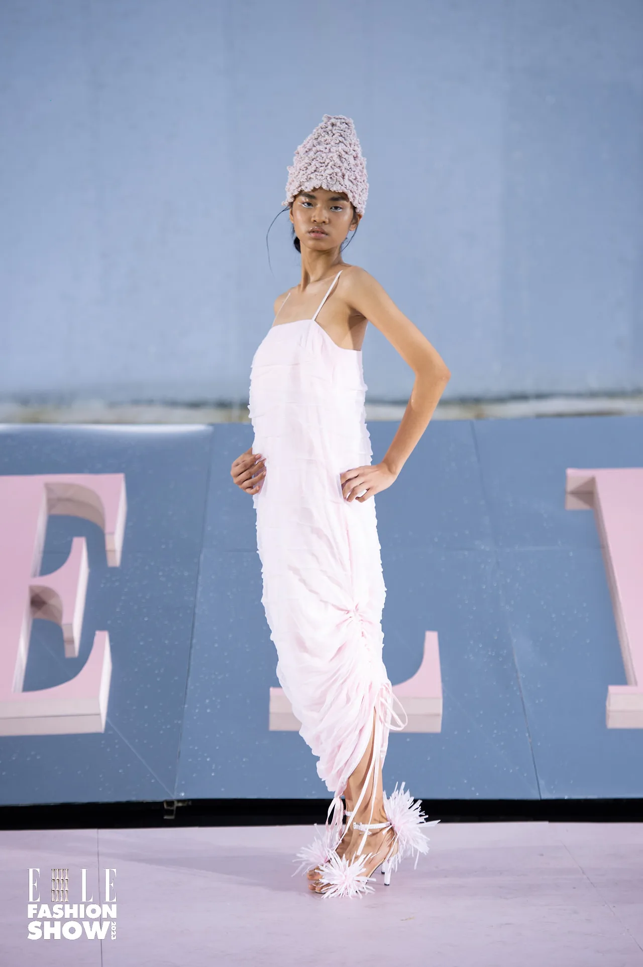 elle fashion show 2023 khaar