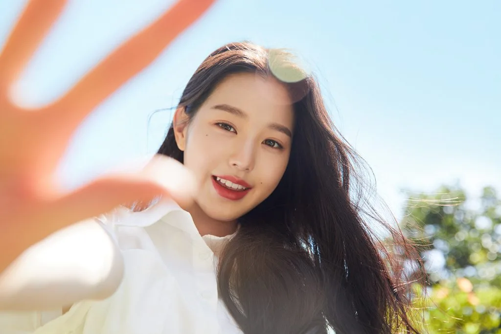 Jang Wonyoung trở thành gương mặt đại diện mới của hãng mỹ phẩm innisfree Jang Wonyoung trở thành gương mặt đại diện mới của hãng mỹ phẩm innisfree