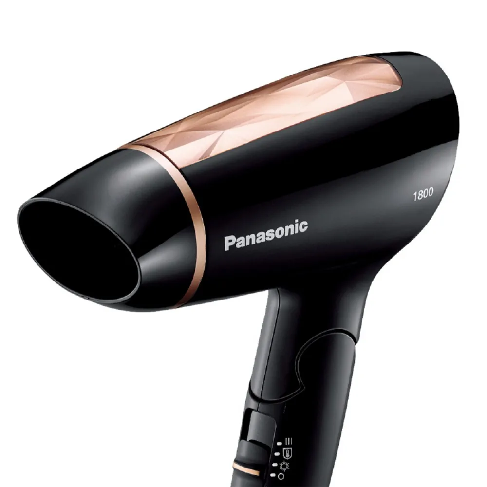 Máy sấy tóc Panasonic sẽ hỗ trợ bạn trong phần làm tóc. Máy sấy tóc Panasonic sẽ hỗ trợ bạn trong phần làm tóc.