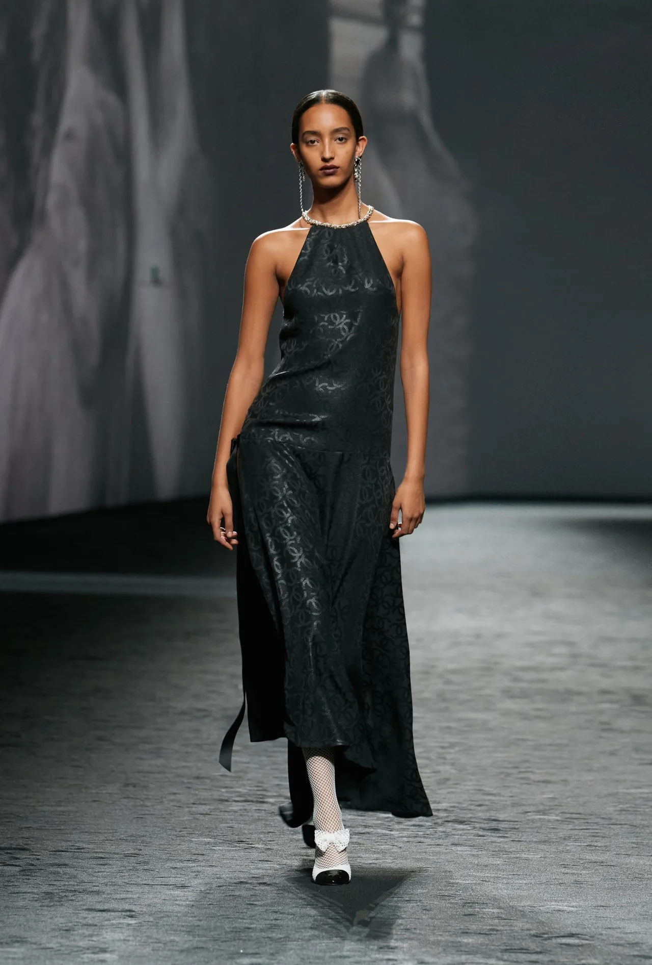 CHANEL Xuân Hè 2023 Ready to Wear look 69