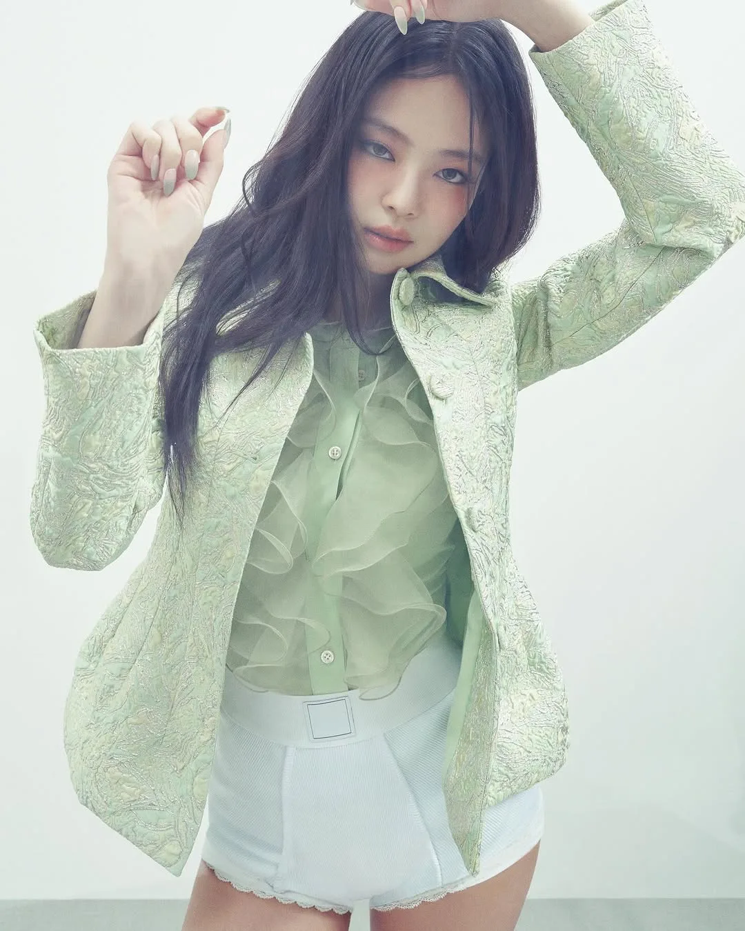 áo sơ mi voan xanh jennie
