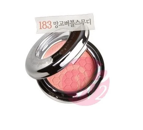 Xu hướng trang điểm trong phim: Cô nàng mạnh mẽ Do Bong Soon Màu mắt Ameli – Sweet Diamond Eye Shadow màu 183 Mango Bubble smoothie