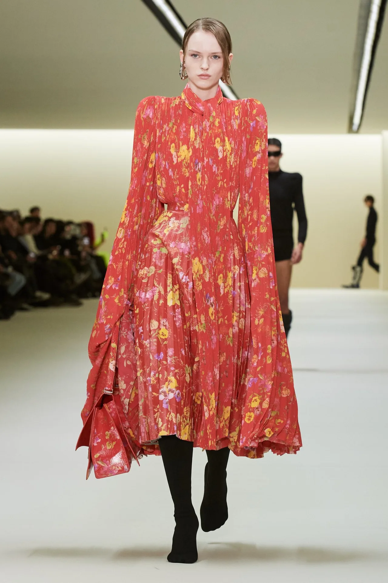 00035-balenciaga-fall-2023-ready-to-wear-credit-gorunway