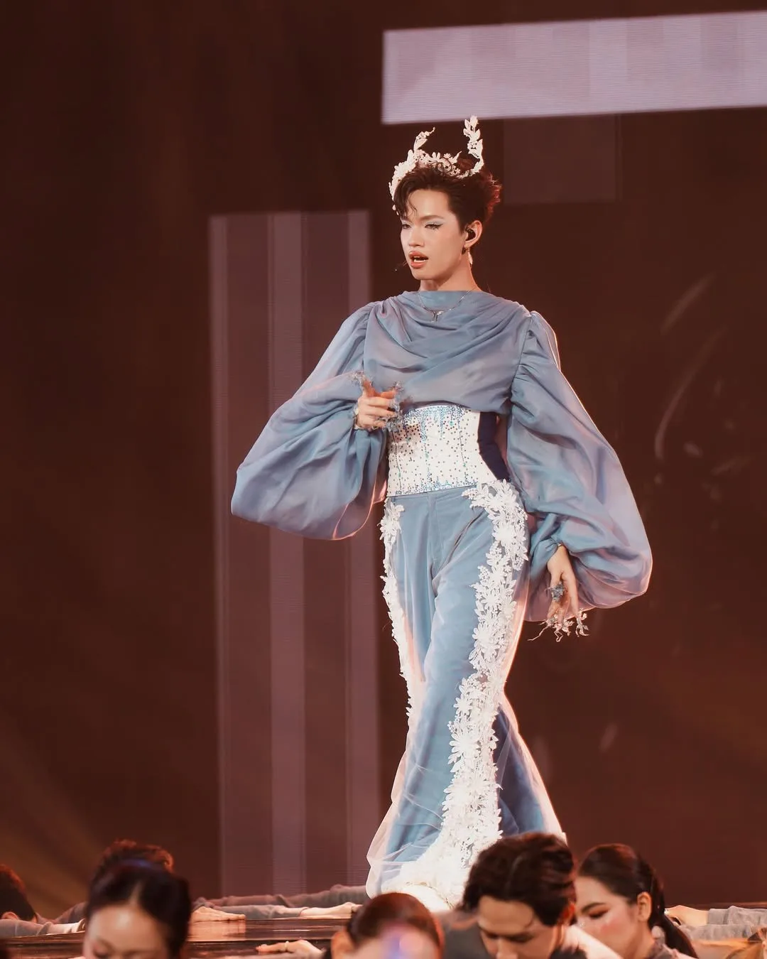 Pháp Kiều diện corset