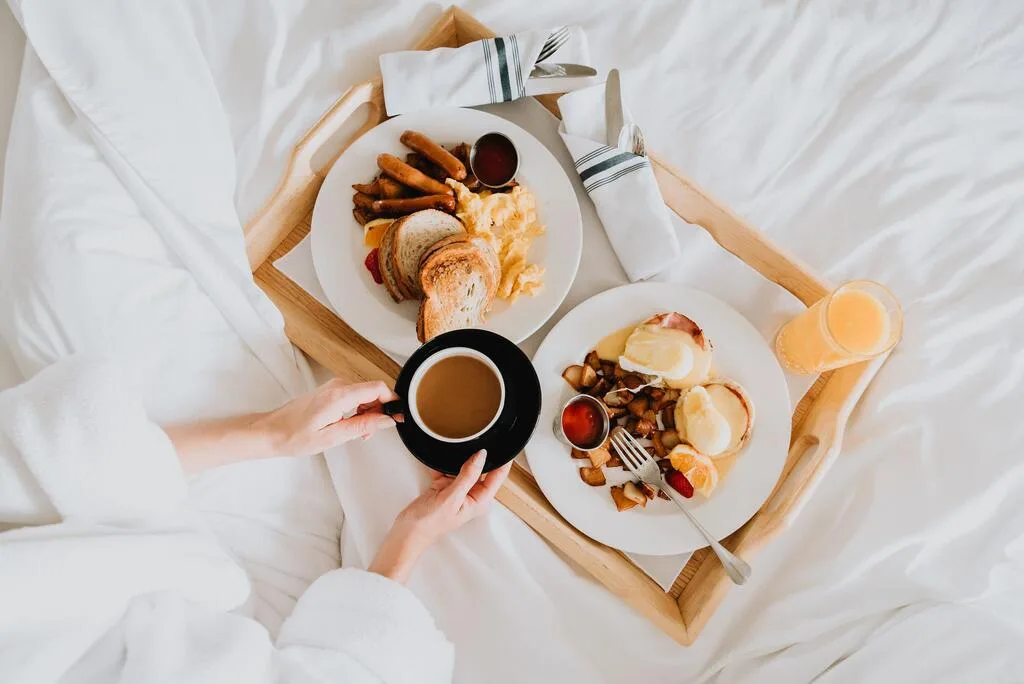 Điều chỉnh chế độ ăn để có giấc ngủ ngon hơn Điều chỉnh chế độ ăn để có giấc ngủ ngon hơn