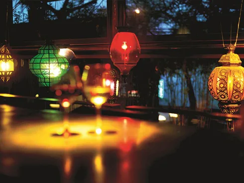88 Lounge's Decor - Lanterns