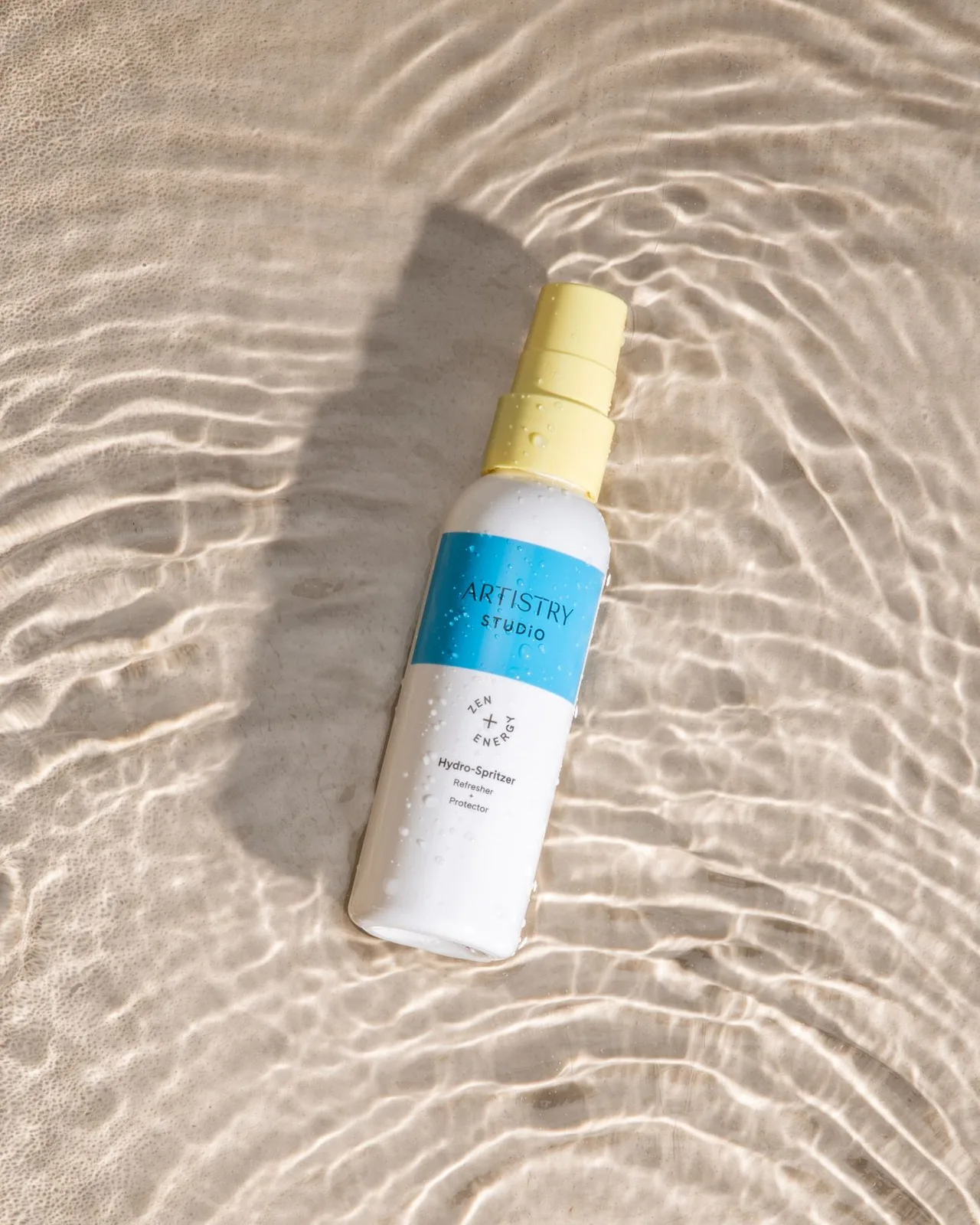 Xịt khoáng bảo vệ da Artistry Studio Refresher + Protector Face Xịt khoáng bảo vệ da Artistry Studio Refresher + Protector Face