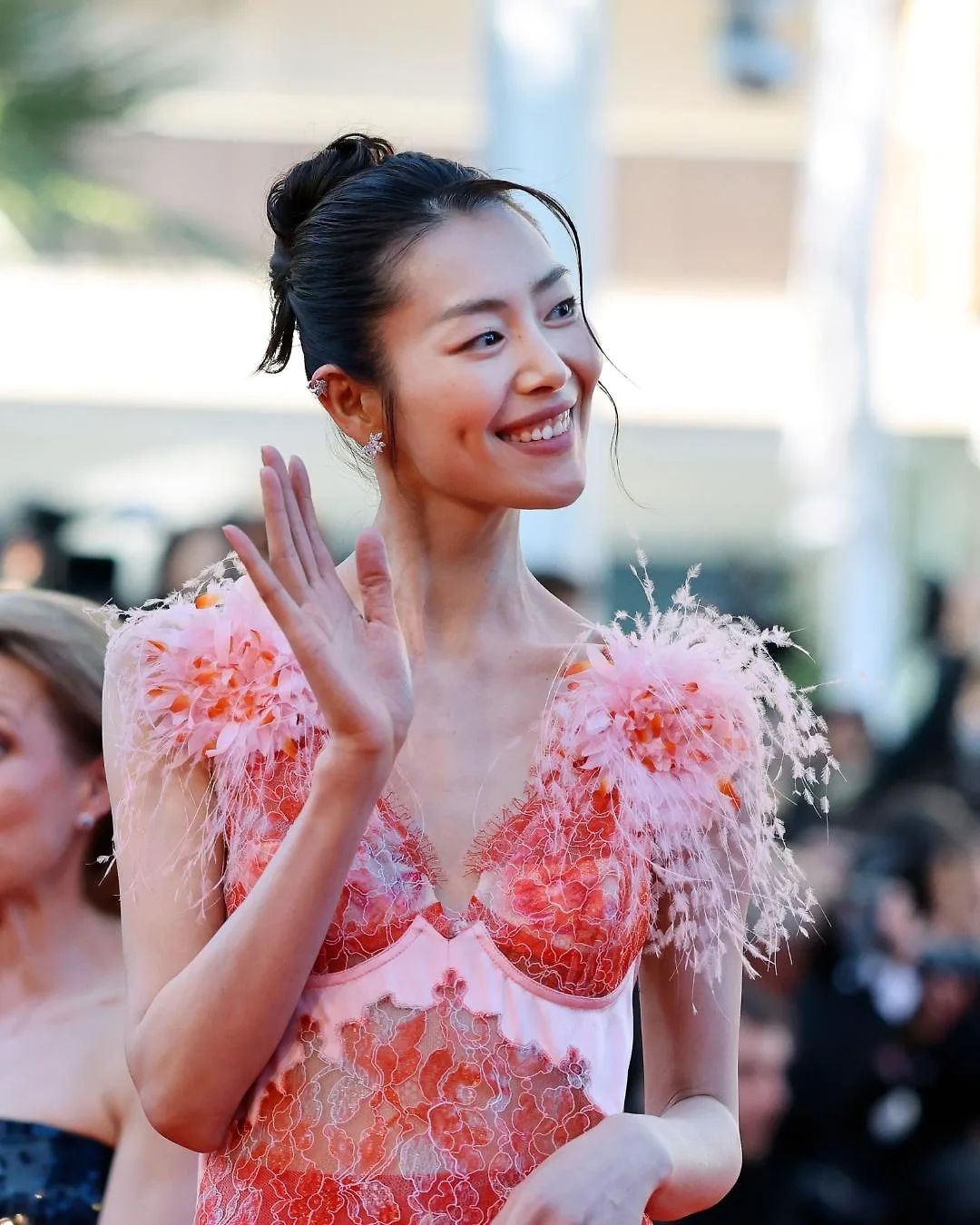 siêu mẫu Lưu Văn đeo Chopard tại Cannes 2026