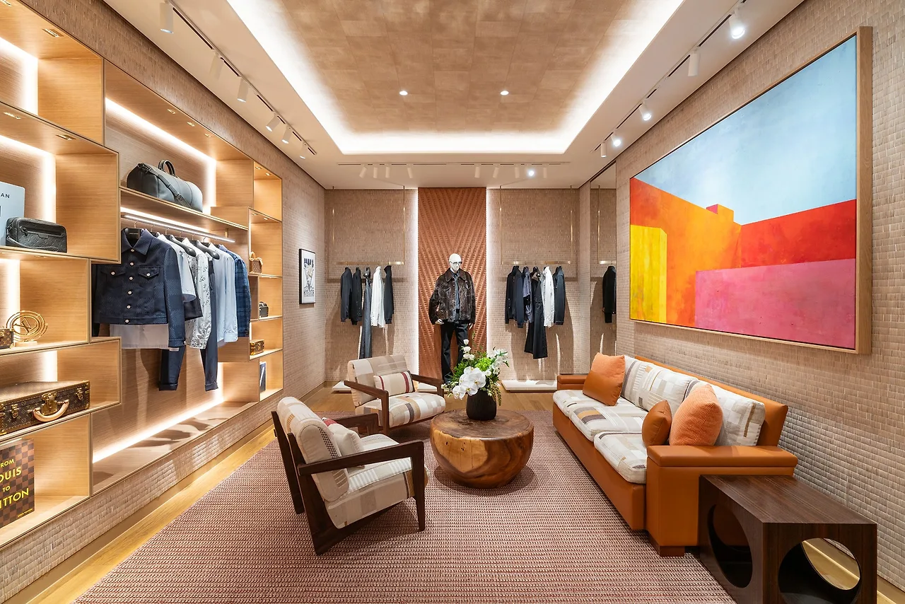 Louis Vuitton ra mắt không gian mua sắm dành riêng cho nam giới đầu tiên tại Việt Nam, tọa lạc tại Saigon Centre