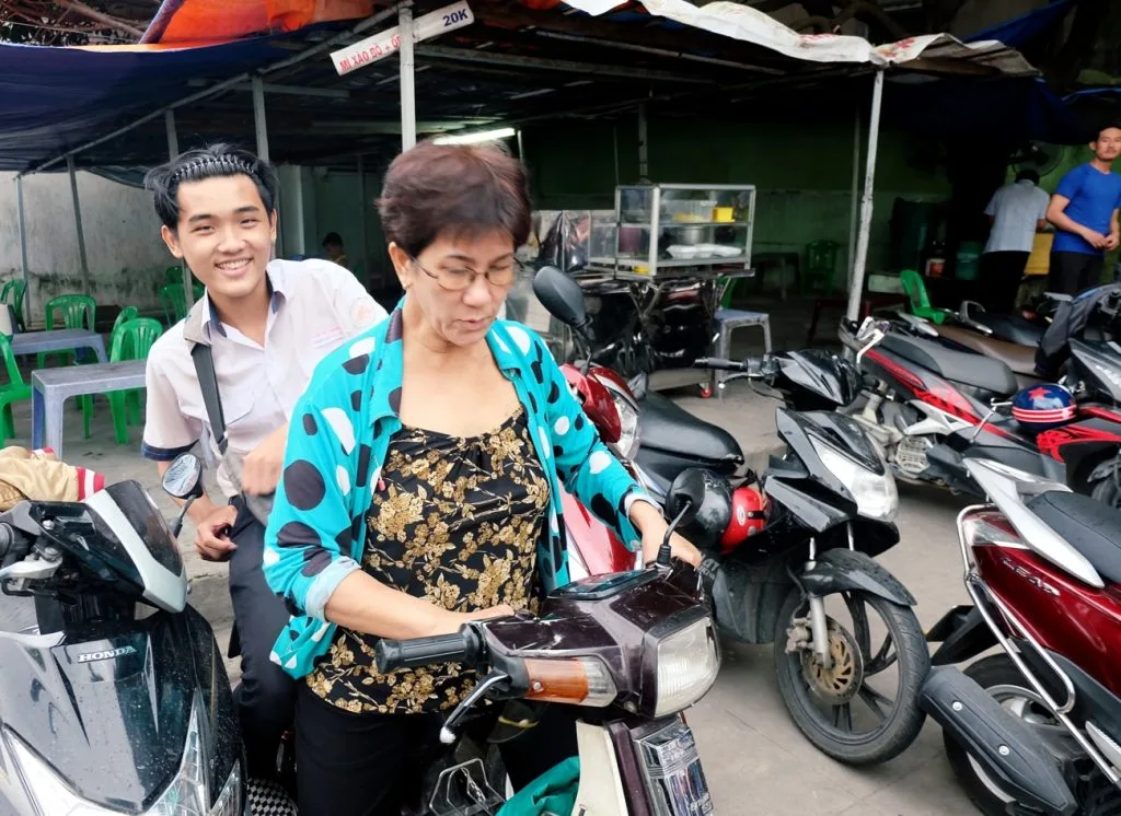 long trac an - elle viet nam