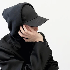 chân dung nhà thiết kế peter do nhận giải lvmh 2020