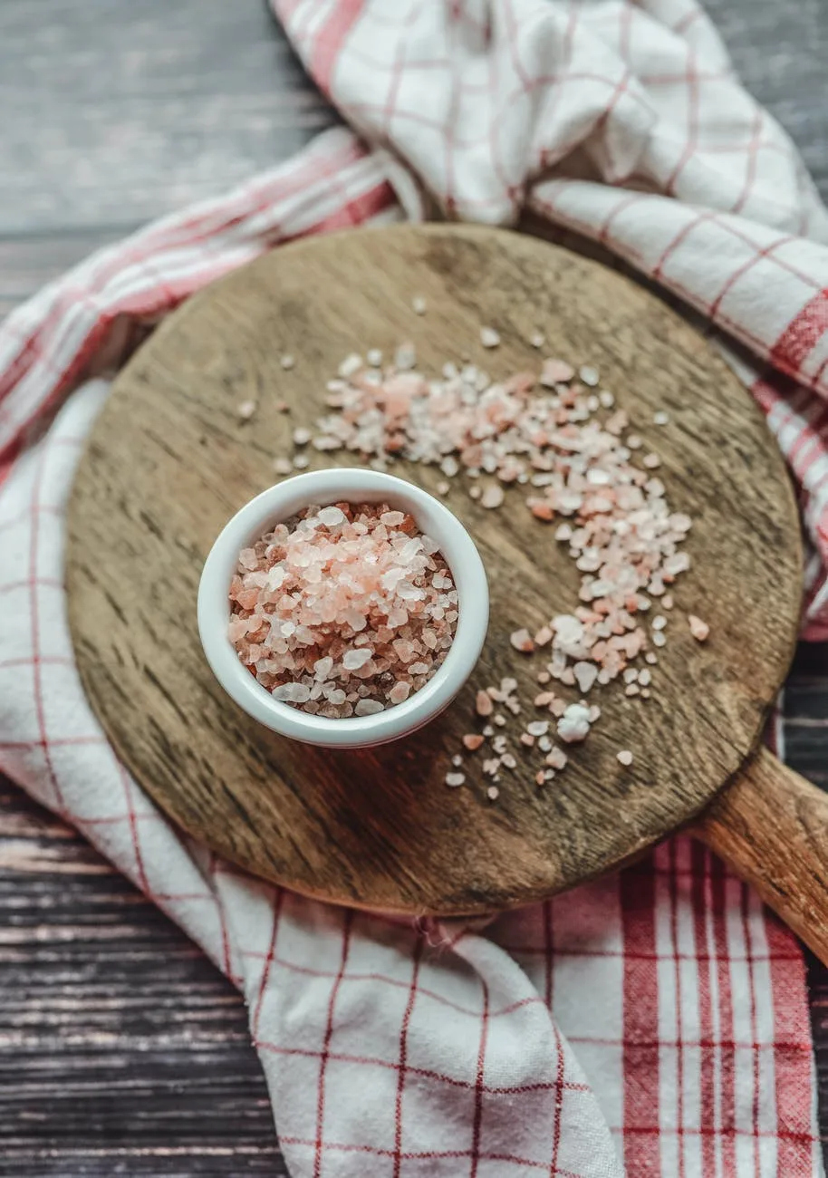 Muối biển chết là thành phần làm mặt nạ dưỡng da Muối biển chết là thành phần làm mặt nạ dưỡng da