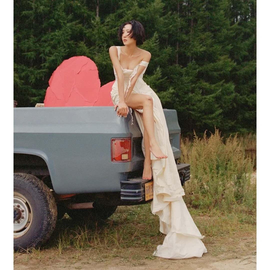 Hình ảnh Hwasa (MAMAMOO) sau khi giảm cân để trở lại với âm nhạc năm 2025.