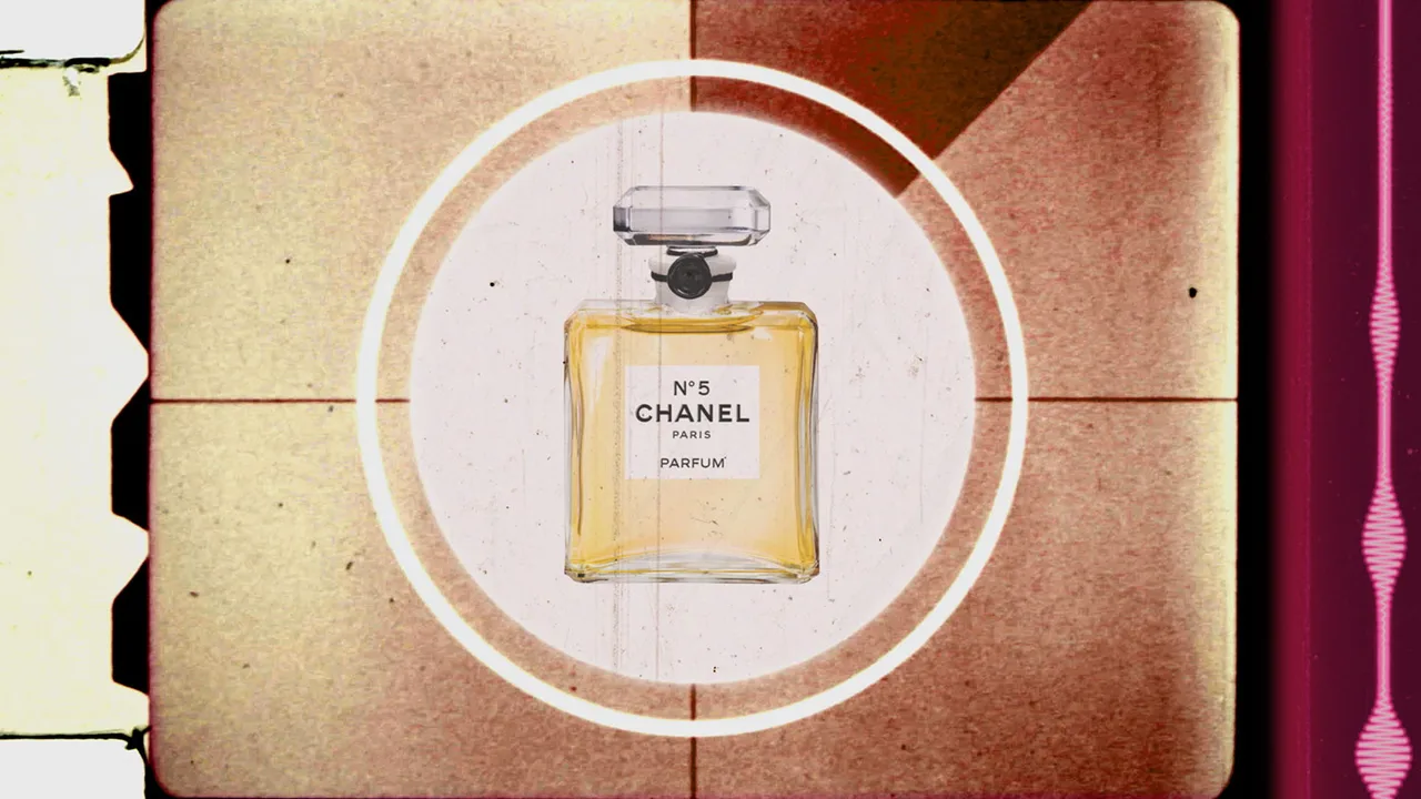 nước hoa No.5 của gabrielle chanel trong phim ảnh