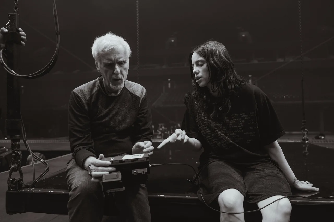 Đạo diễn James Cameron và Billie Eilish đồng thực hiện phim Hollywood.