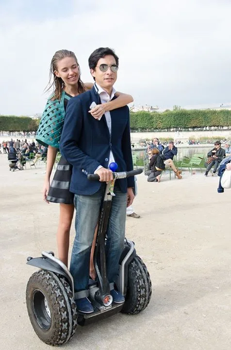 ellevn-paris-fashion-week-Elie Saab street style