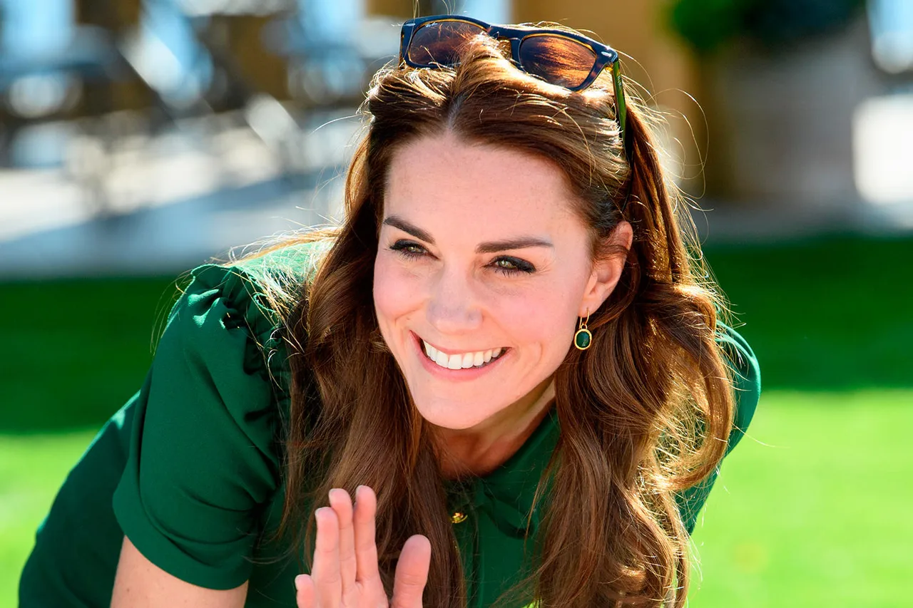 Chiêm ngưỡng 10 đôi giày Công nương Kate Middleton cưng chiều nhất Chiêm ngưỡng 10 đôi giày Công nương Kate Middleton cưng chiều nhất