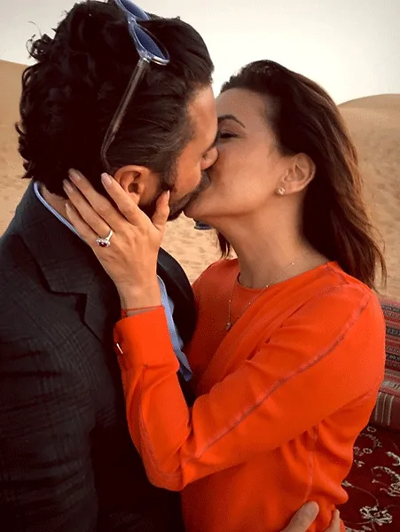 Nụ hôn nồng nàn của Eva Longoria và Jose Antonio Baston tại Dubai sau khi nữ diễn viên được cầu hôn bởi bạn trai 