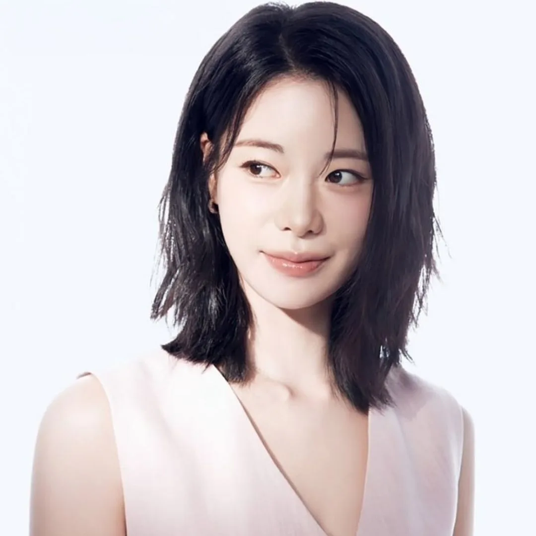 nữ diễn viên Hàn xinh đẹp rạng rỡ