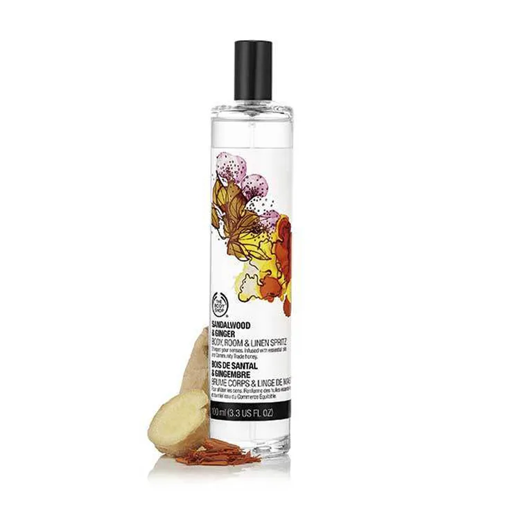 Nước thơm Sandalwood and Ginger Body, Room and Linen Spritz của The Body Shop