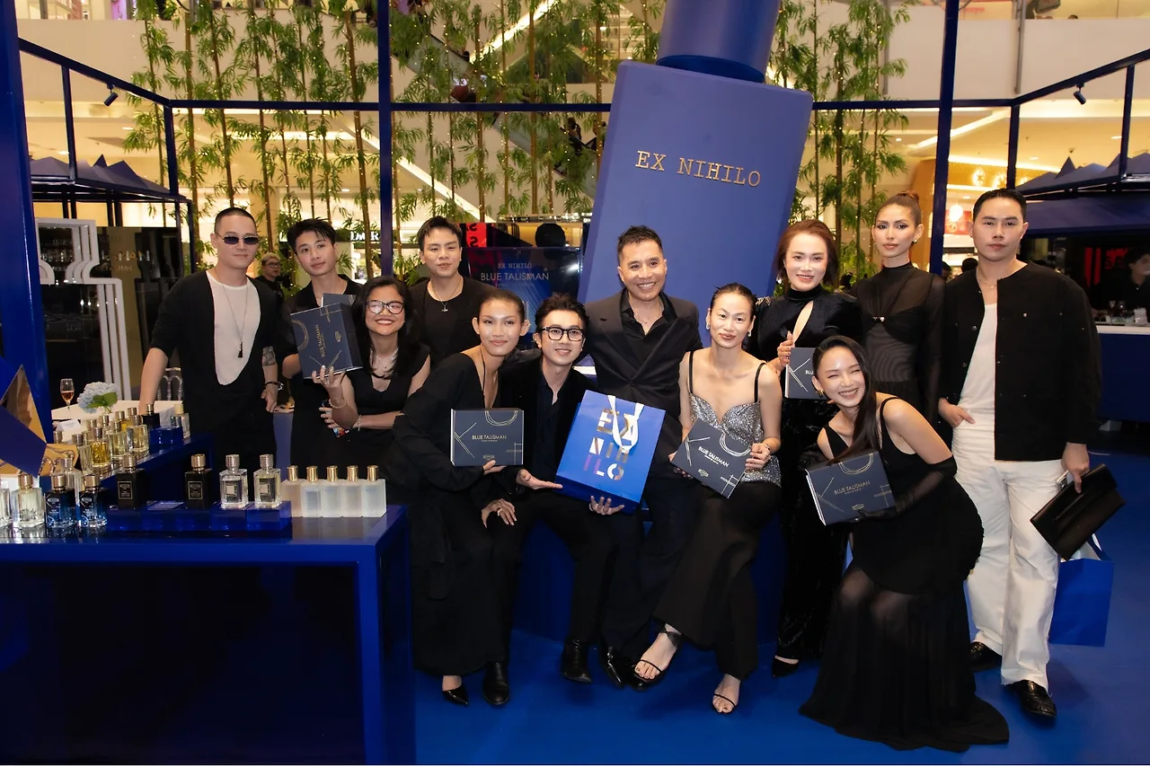 Hình ảnh các khách mời tại pop-up của Ex Nihilo Saigon Centre.