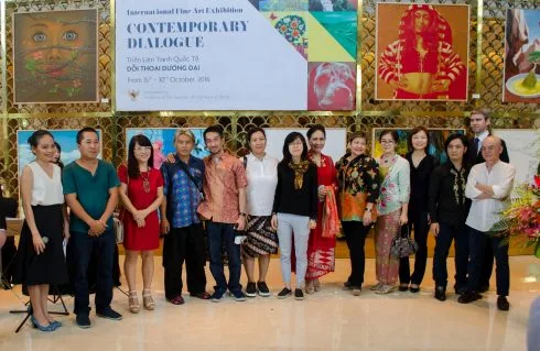 Các họa sỹ tham gia TL Đối Thoại Đương Đại.
