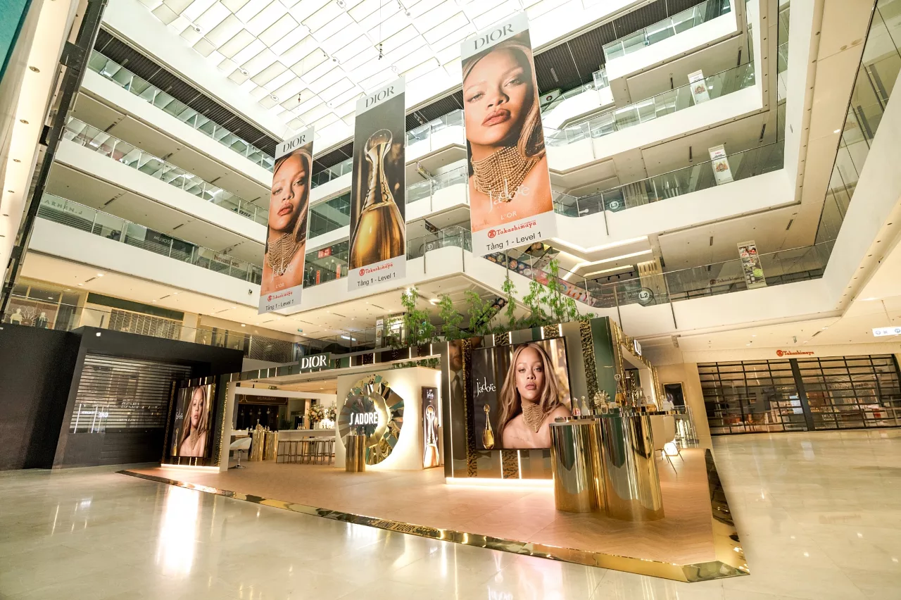 Dior - Pop-up L'or De J'adore tại thành phố Hồ Chí Minh
