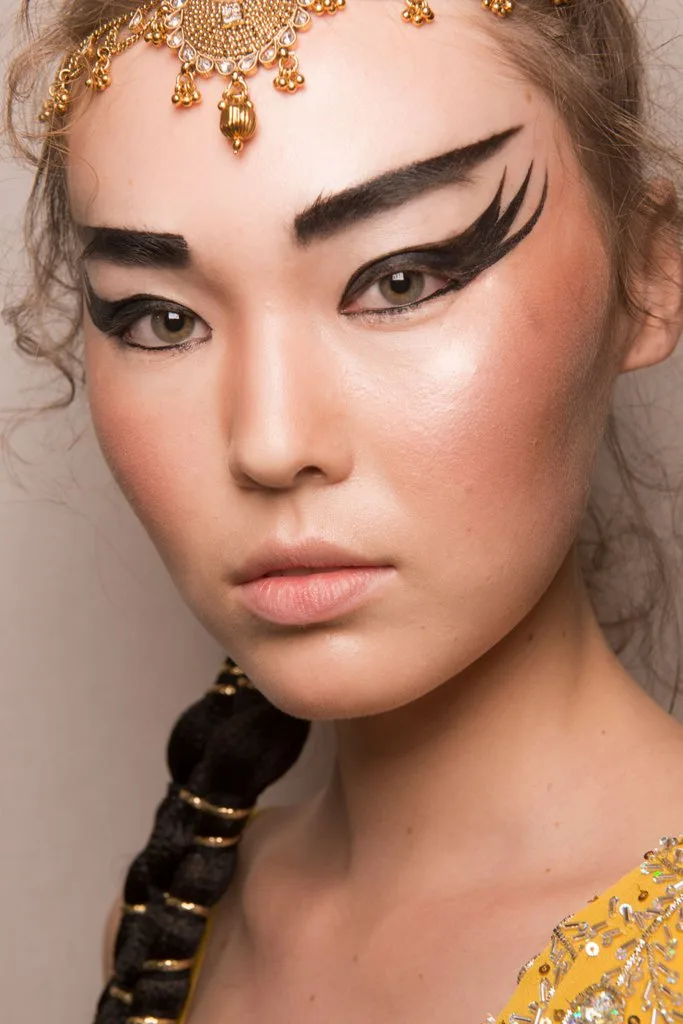 cách trang điểm