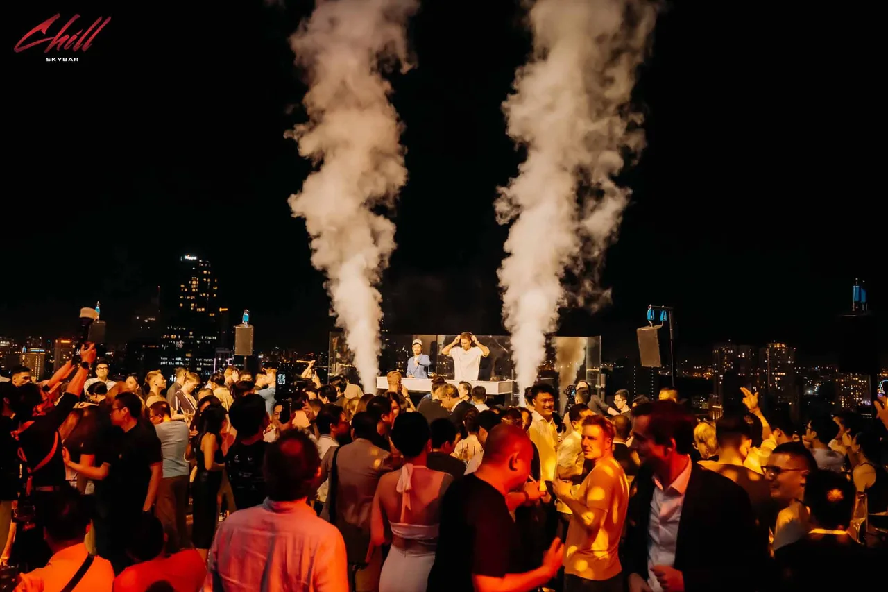 chill skybar