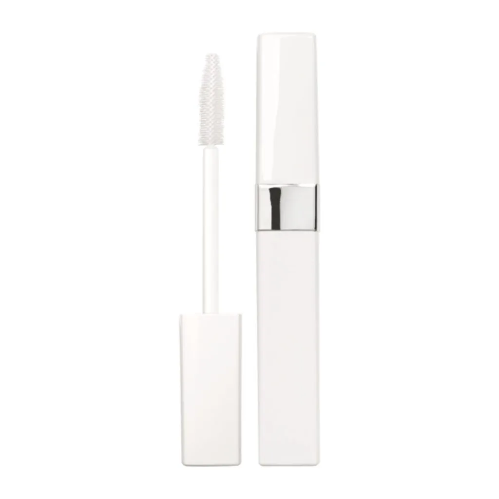Chanel la Base - mascara dưỡng và làm dày mi, có thể sử dụng lót bên dưới lớp mascara. Chanel la Base - mascara dưỡng và làm dày mi, có thể sử dụng lót bên dưới lớp mascara.