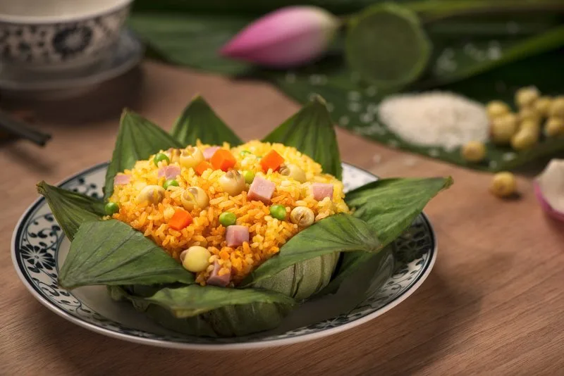 cơm hấp lá sen
