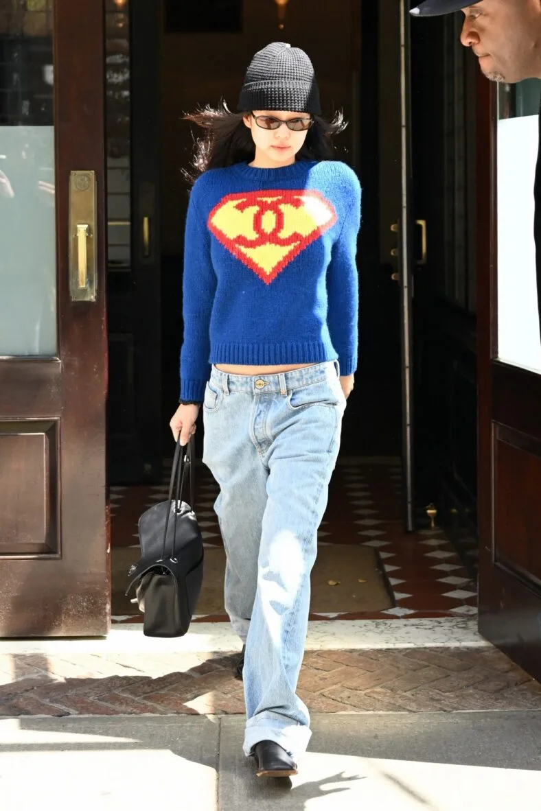 Jennie tại New York vào ngày 3 tháng 5