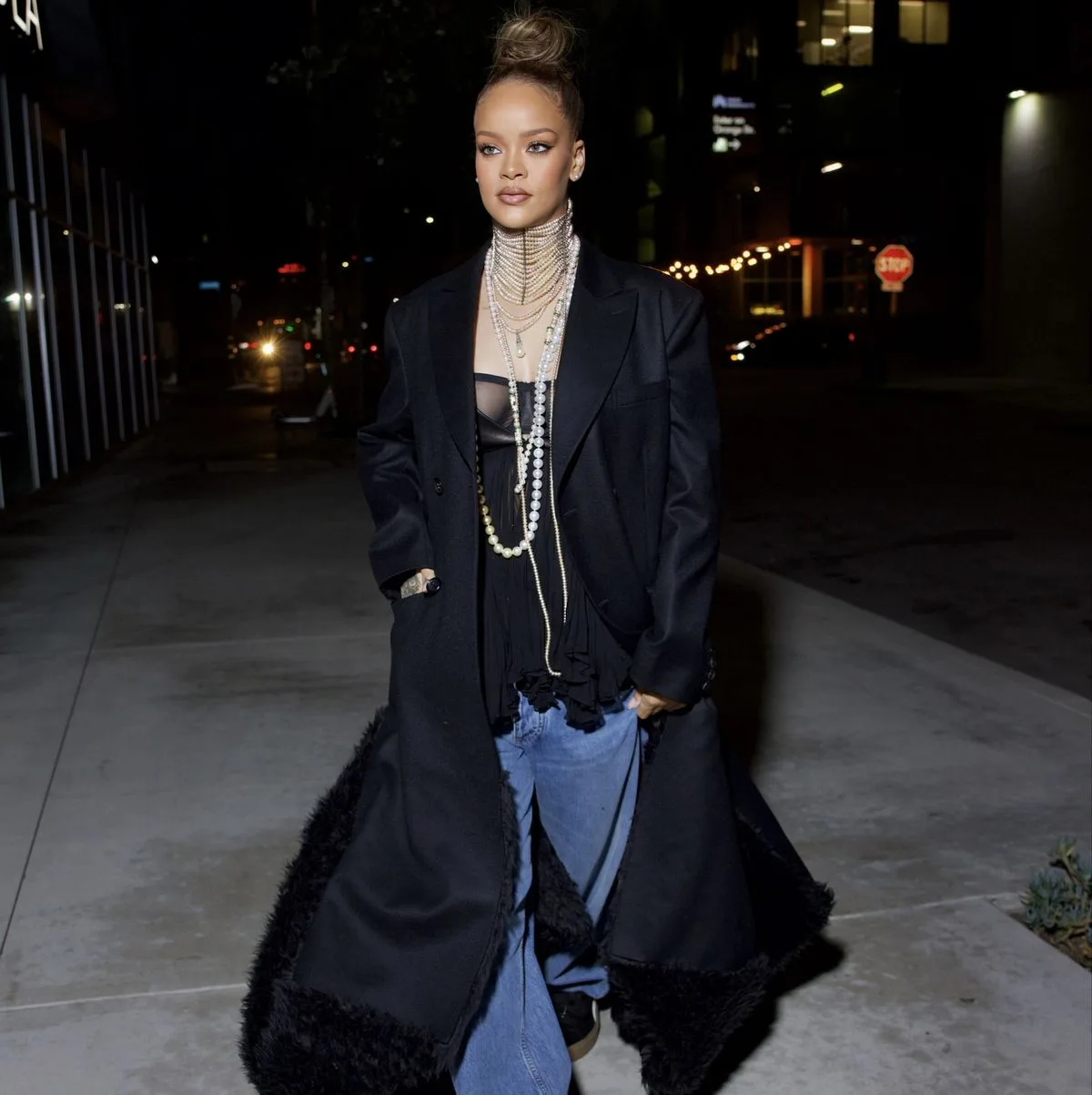 suit rihanna