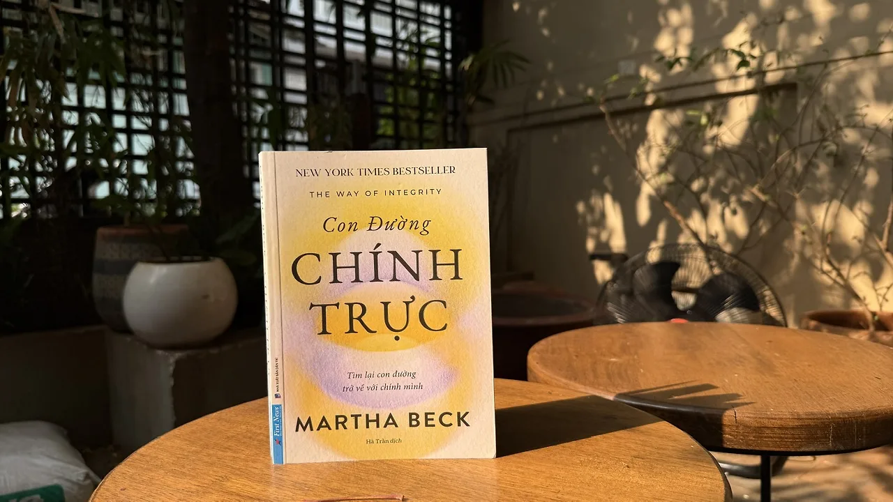 Sách Con đường chính trực là cuốn sách nổi tiếng của tác giả Martha Beck
