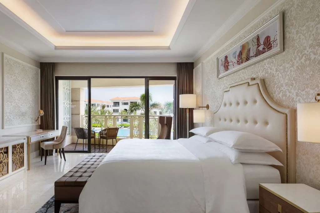Sheraton Grand Danang Resort 4