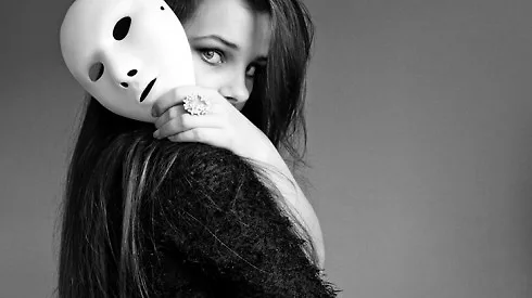 Bí quyết yêu: ĐÀN ÔNG LÀ ĐỂ HIỂU - ELLE.VN