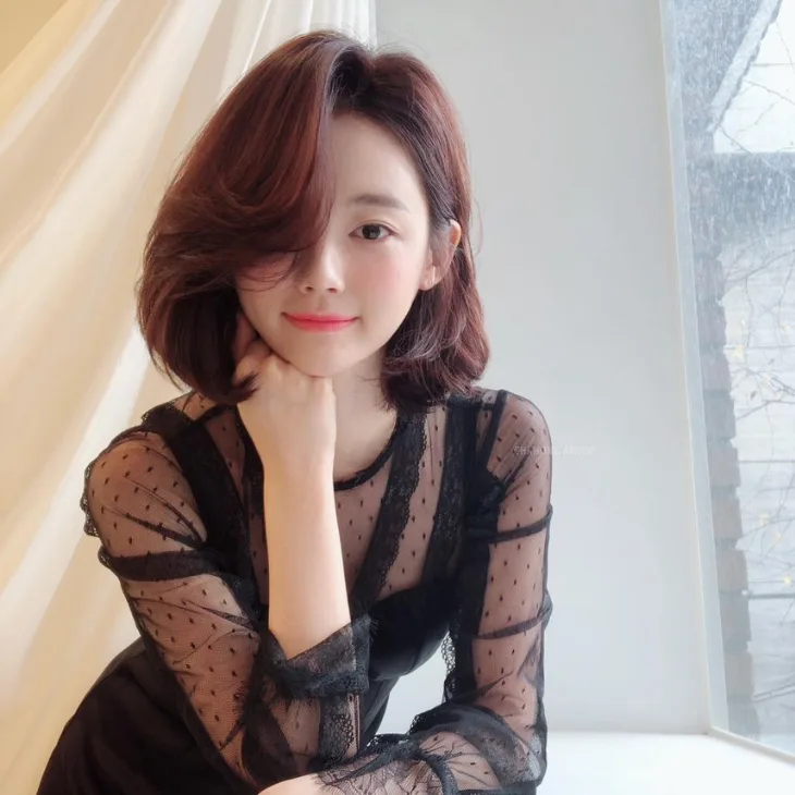04 kiểu tóc ngắn Hàn Quốc