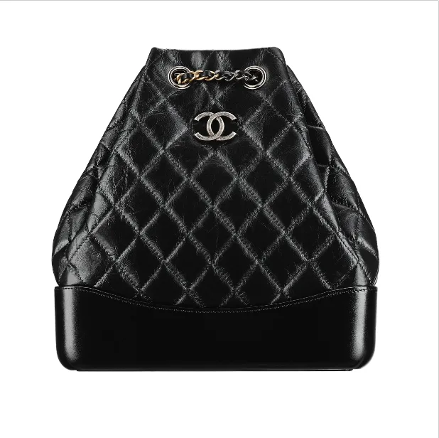 Ngắm nhìn phụ kiện thời trang Chanel mang hơi thở công nghệ số