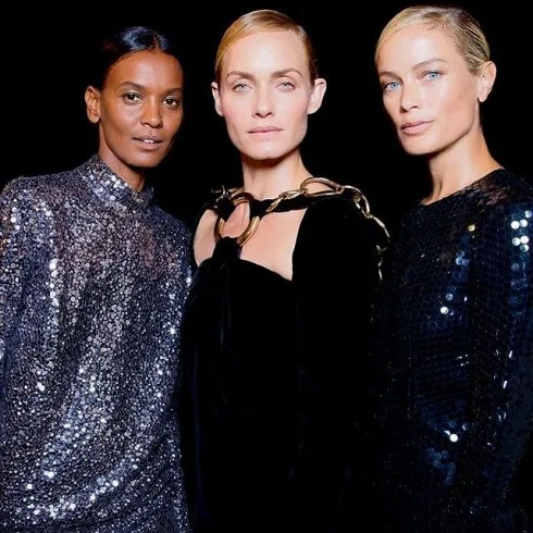Ảnh hậu trường của Kevin Tachman. Những người mẫu yêu thích của Tom Ford những năm 90s.
