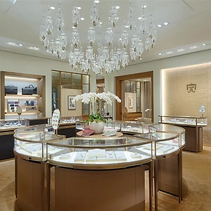 Cartier khai trương lại cửa hàng tại khách sạn REX