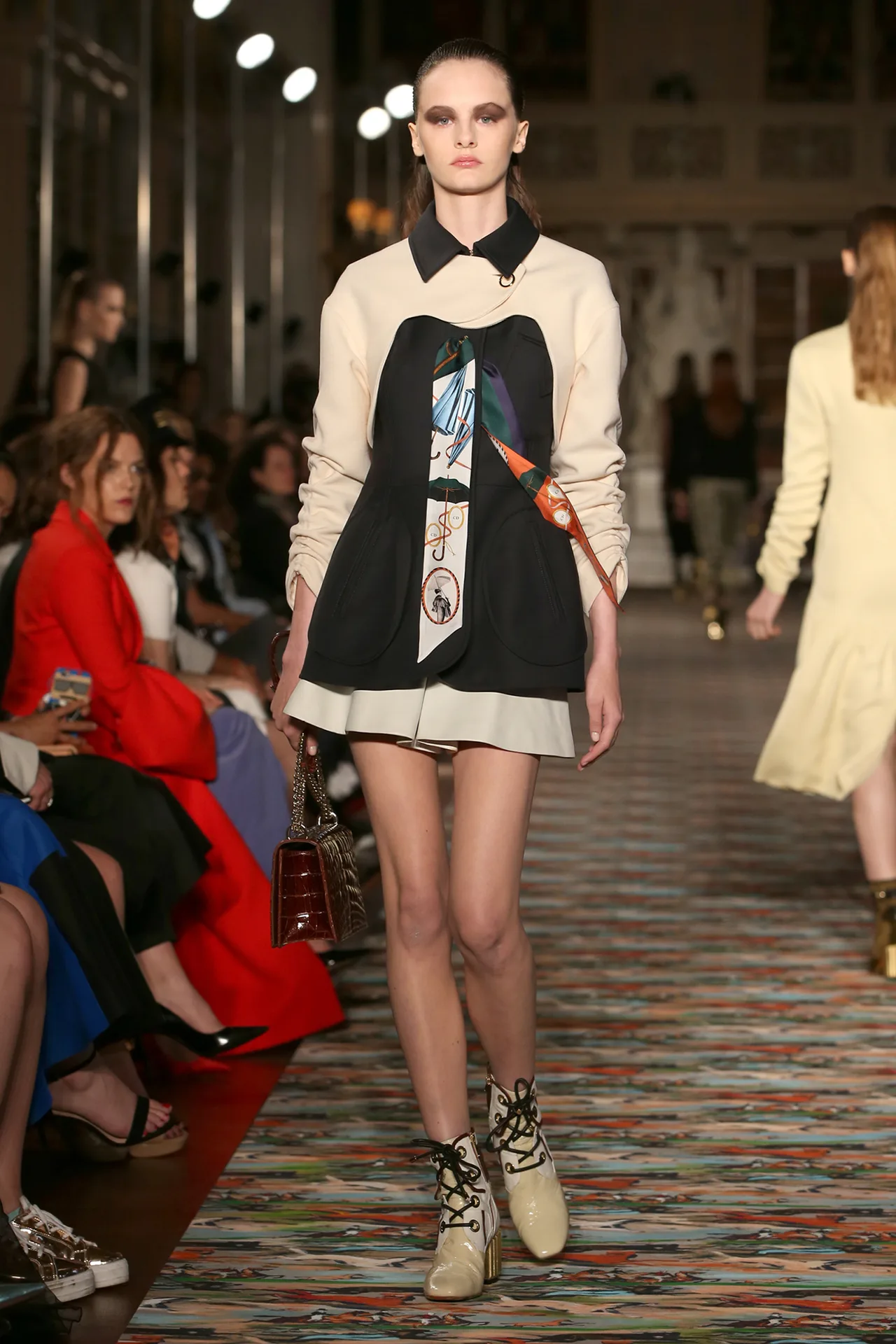 Bộ sưu tập thời trang Dior Cruise 2017 34