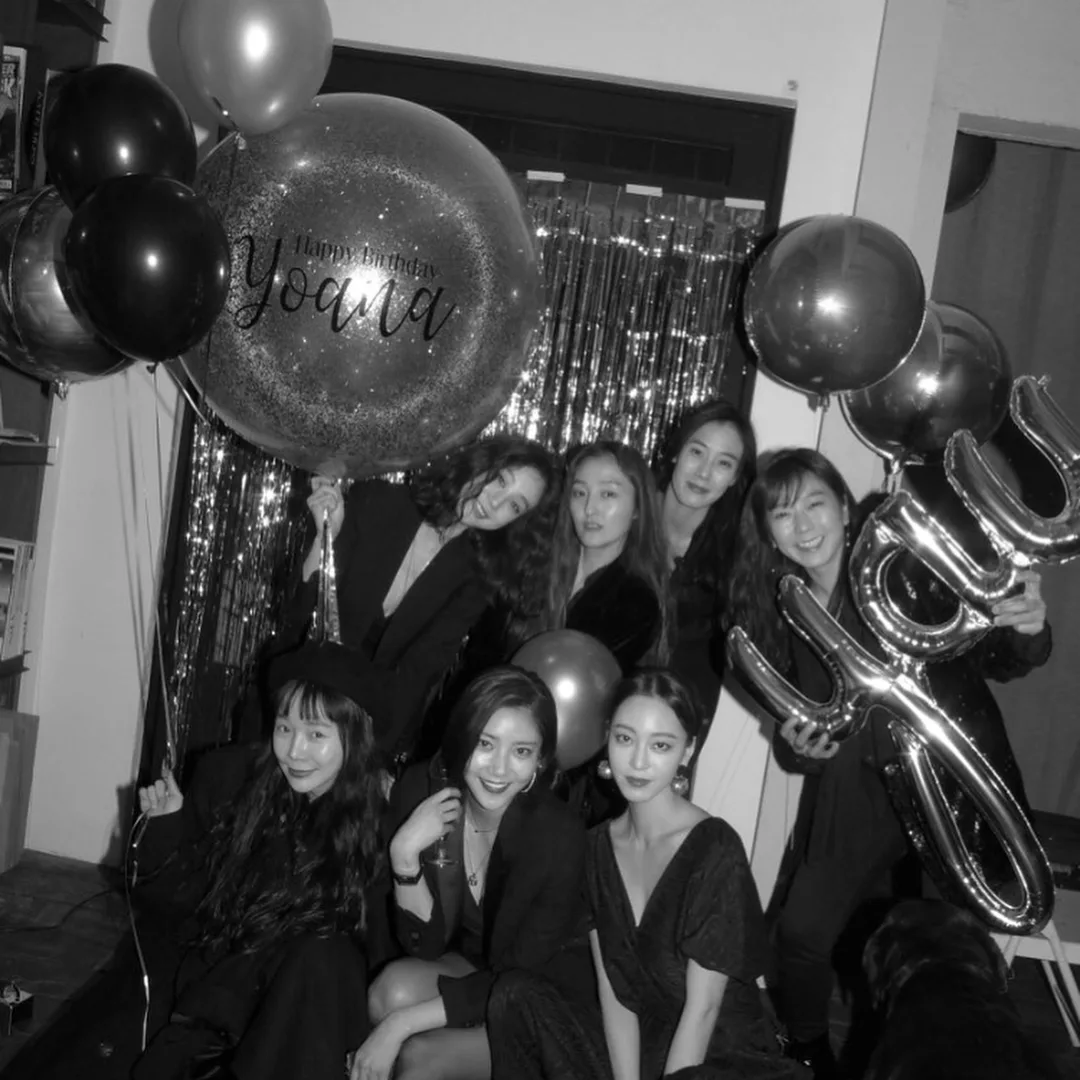 Gong Hyo Jin, Son Dam Bi, Jung Ryeo Won dress code all black
