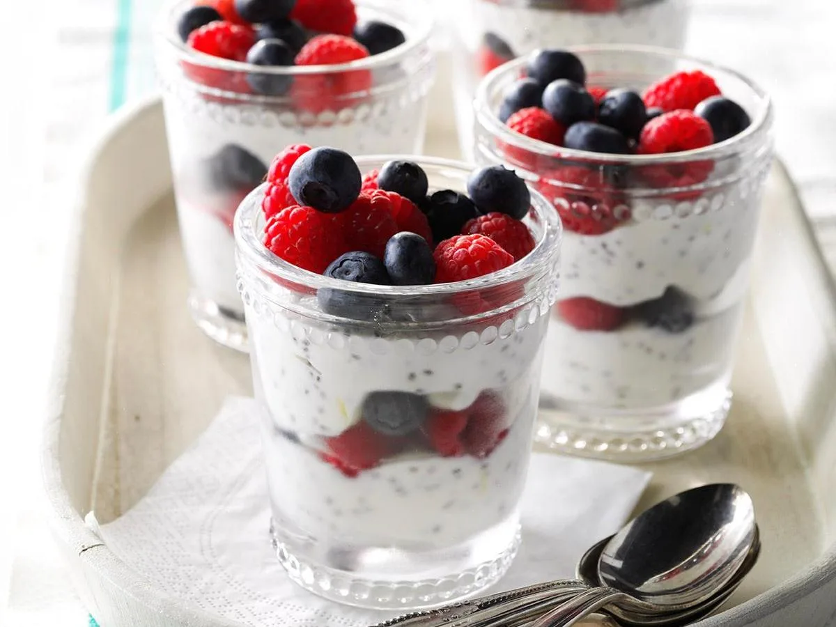 Yogurt parfait Lemon Chia Seed Yogurt parfait Lemon Chia Seed