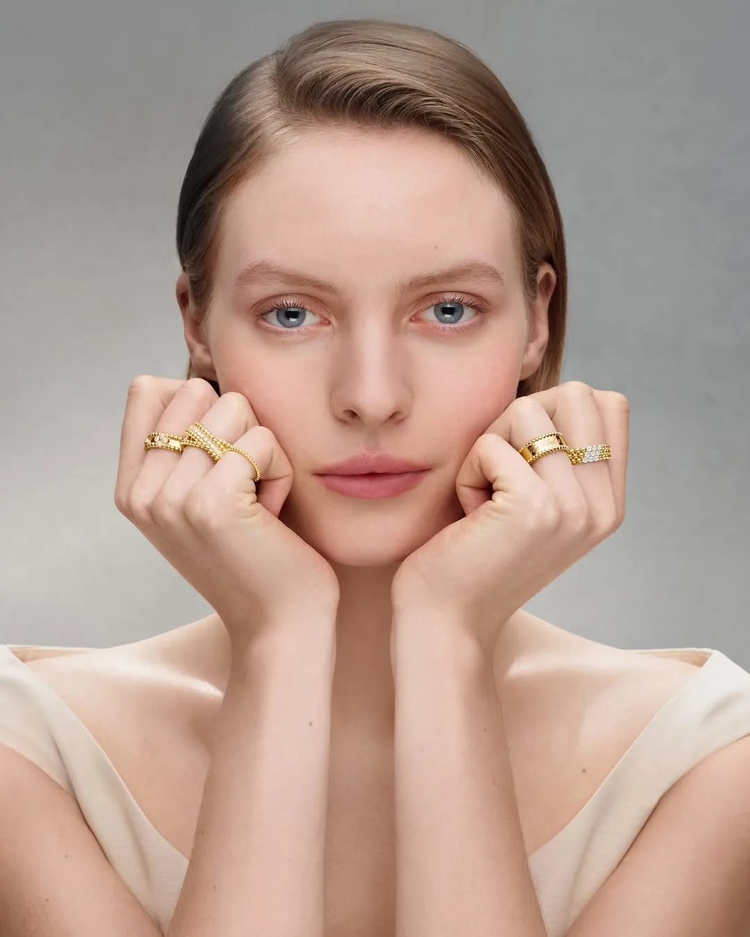 Di sản hạt vàng của Van Cleef & Arpels được tiếp nối qua ngôn ngữ trang sức hiện đại.
