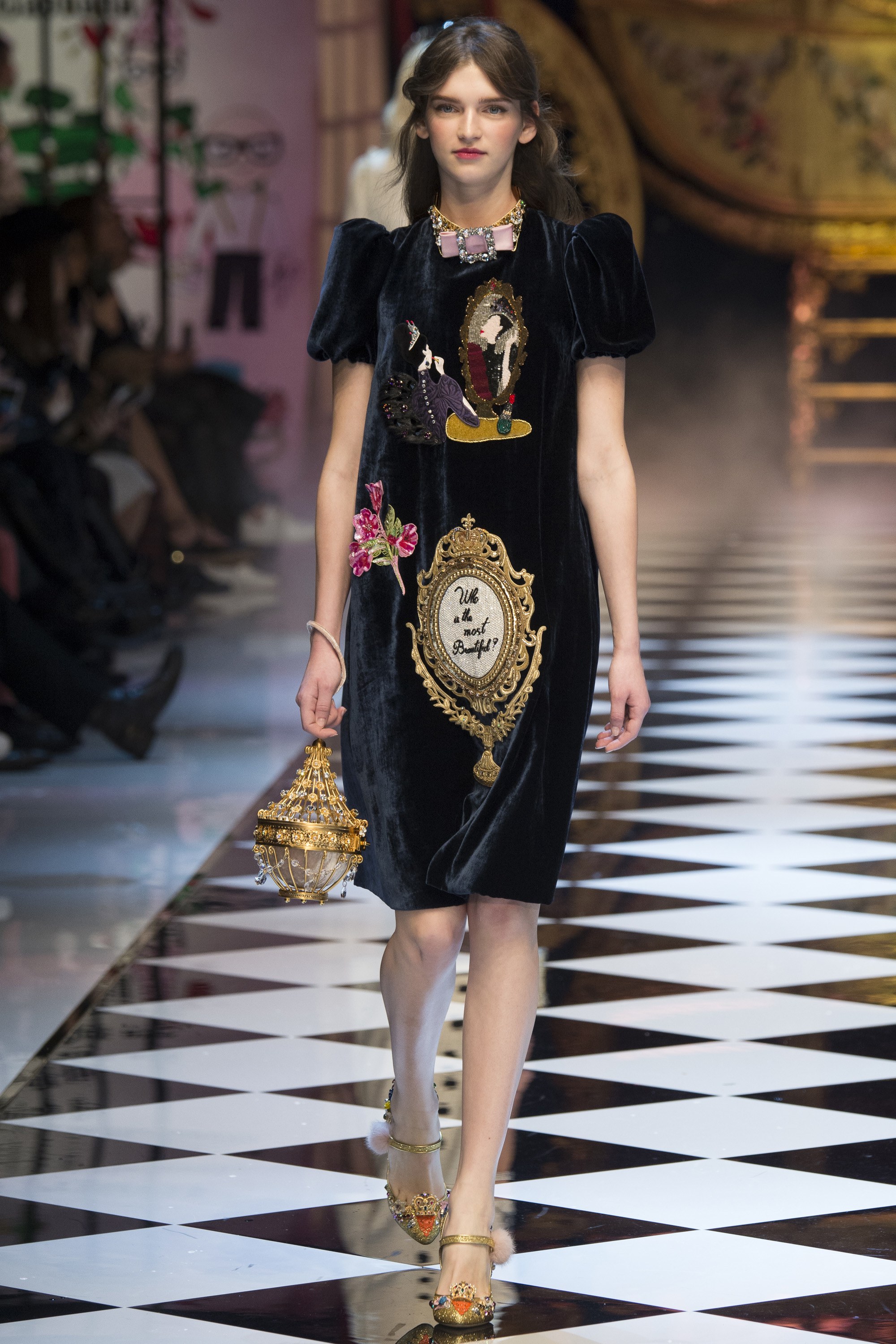 Bộ-sưu-tập-DolceGabbana-Thu-–-Đông-2016 Ellevn